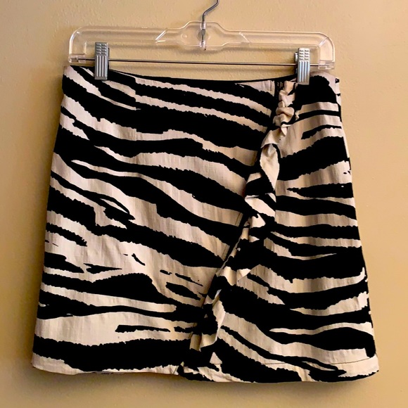 Free People mini skirt - Picture 2 of 9